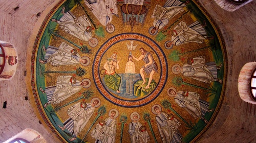 Mosaico del Battesimo di Gesù nella cupola del Battistero Neoniano